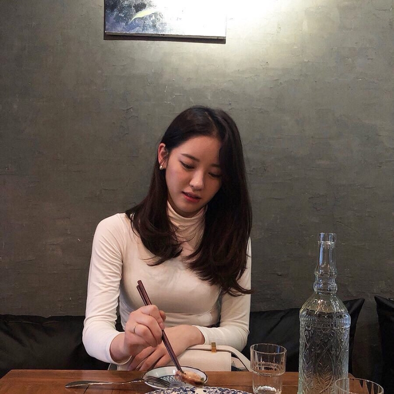 贵阳萧萧姐的第一张照片--石家庄相亲服务中心