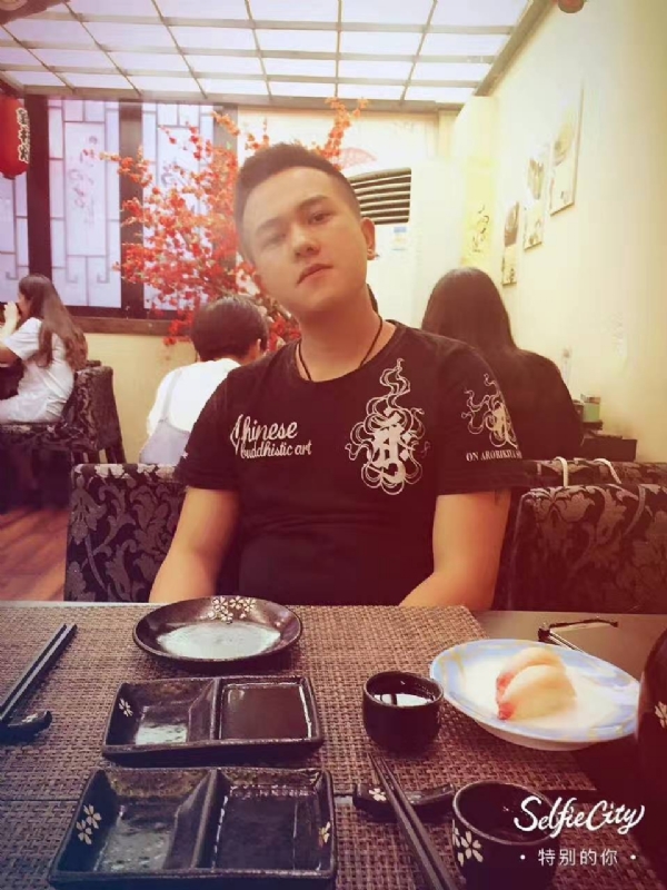 夏天的第四张照片--石家庄相亲服务中心