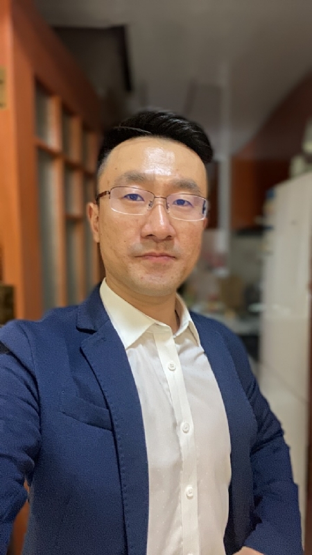 笑看人生的第一张照片--石家庄相亲服务中心