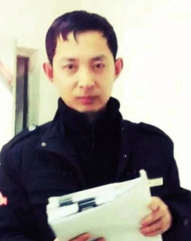 风雨中有你的第一张照片--石家庄相亲服务中心