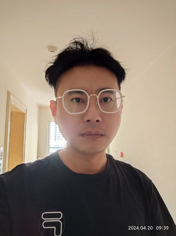 信带小李的第一张照片--石家庄相亲服务中心