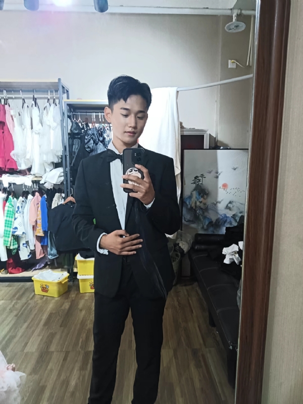 李梓宇的第一张照片--石家庄相亲服务中心