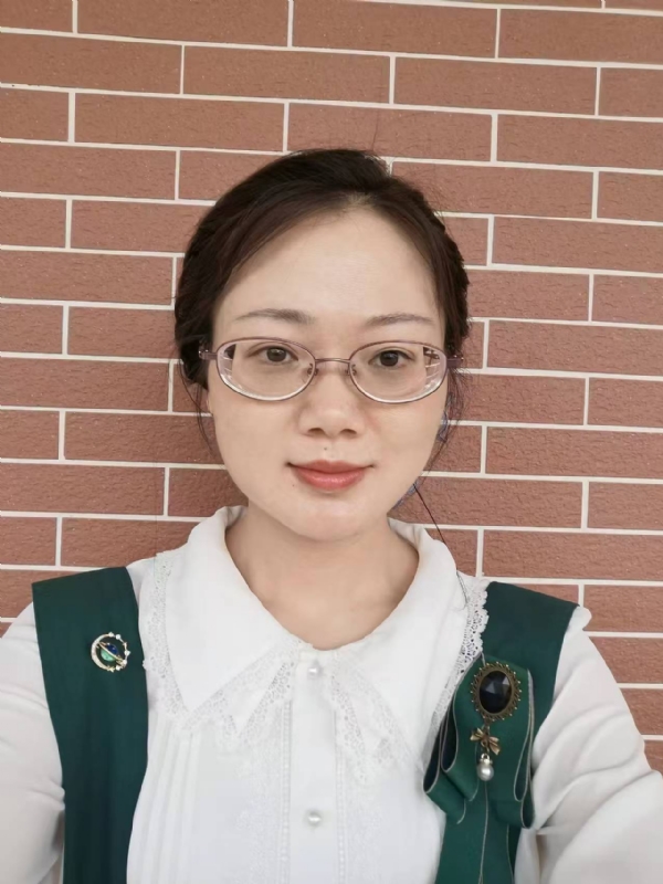 Lily的第二张照片--石家庄相亲服务中心