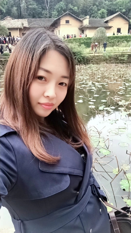 百合的第一张照片--石家庄相亲服务中心