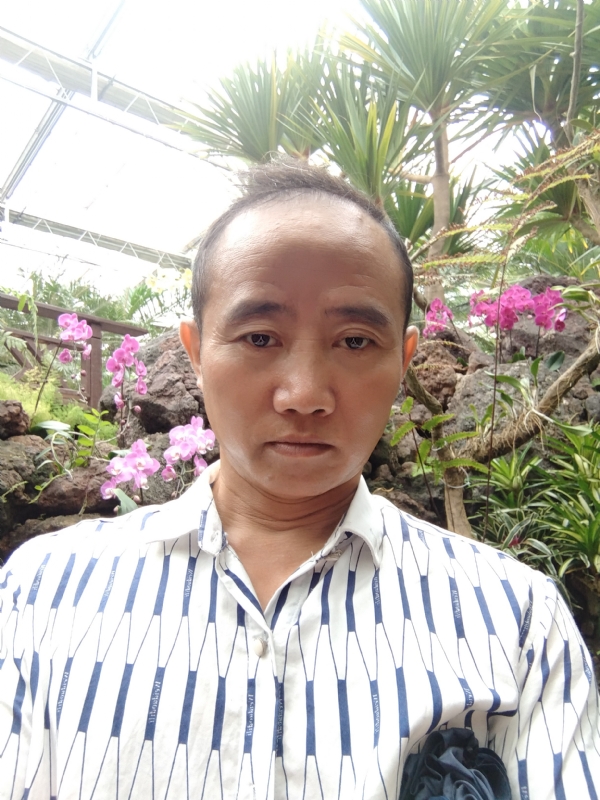 闲云盘鹤的第一张照片--石家庄相亲服务中心