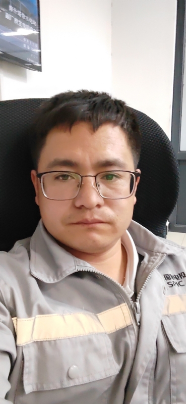苏先生的第三张照片--石家庄相亲服务中心