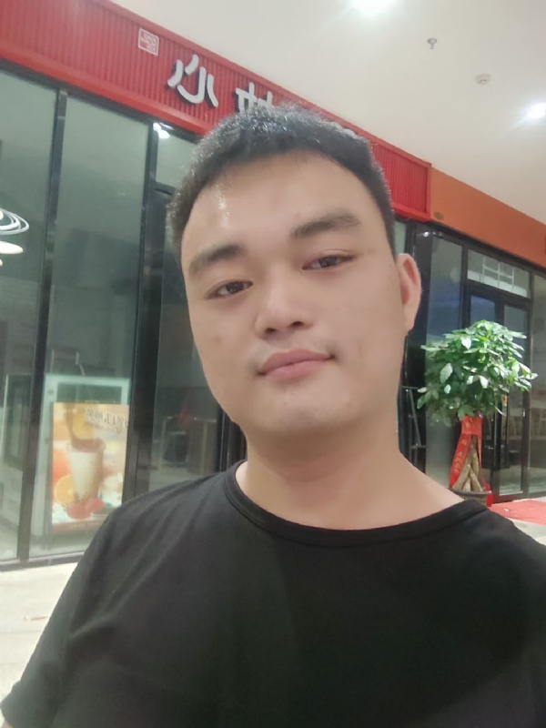 寻找另一半的第二张照片--石家庄相亲服务中心