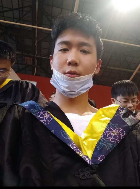 落落大方的第一张照片--石家庄相亲服务中心