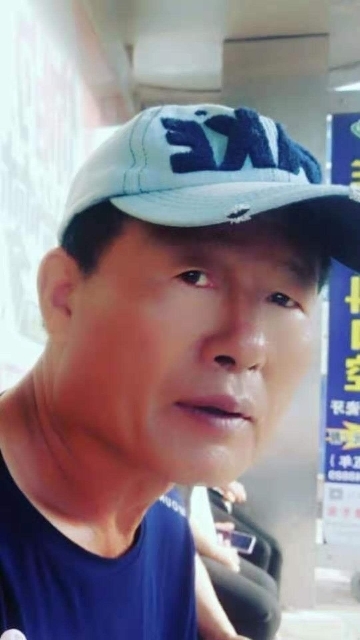 崔平的第二张照片--石家庄相亲服务中心
