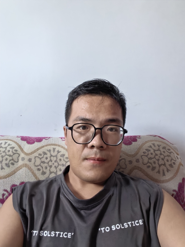 卫TF的第四张照片--石家庄相亲服务中心
